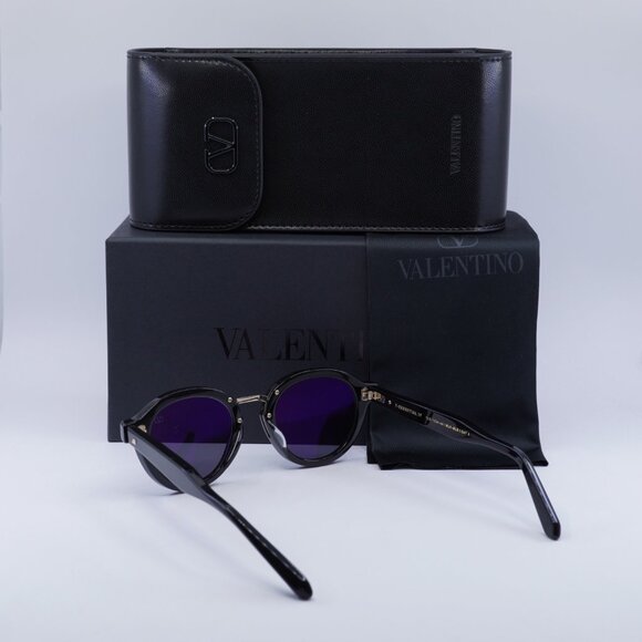 Valentino ESSENTIAL-IV VLS-132A Sunglasses Black Round Frame, Grey Lenses - Picture 11 of 11